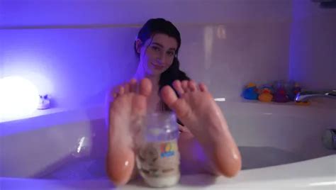 Joi Oily Foot Fetish In Bathtub American Amateur Porn Xhamster
