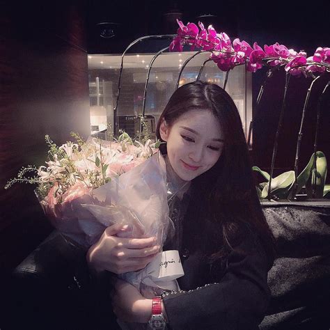 Nữ thần ảnh thẻ đẹp hút hồn tưởng là hot girl hóa ra gái xinh vô danh dân mạng tìm mãi không