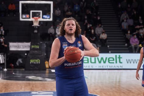 Bryant-Debüt endet ohne Erfolg - MBC