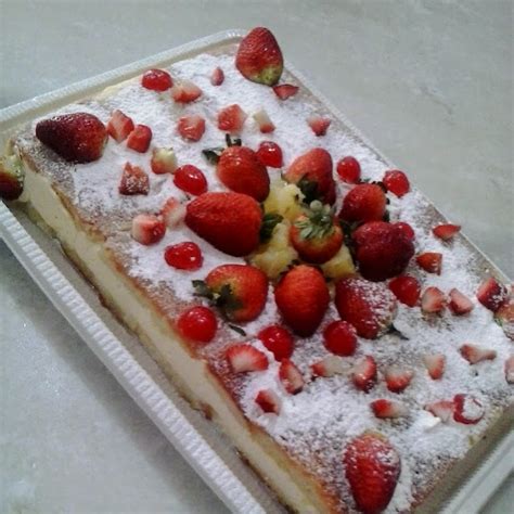 DOLORES DOCES E SALGADOS POR ENCOMENDA Naked Cake De Abacaxi