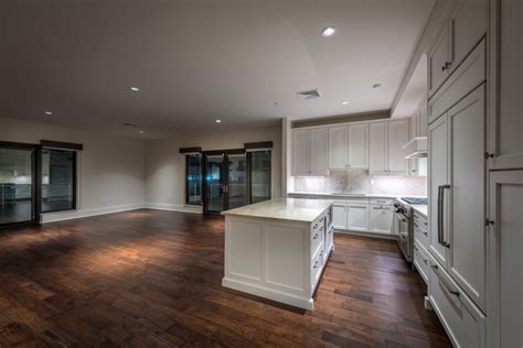 640 Magazine Street Apartments Frischhertz