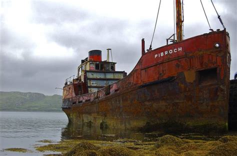 Abandoned Ships 30 Pics