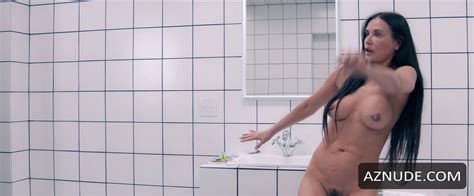 THE SUBSTANCE NUDE SCENES AZNude