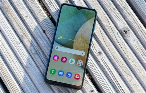 Лучшие недорогие телефоны Samsung, которые можно купить в России ...
