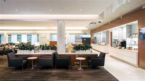 Review Qantas International Business Lounge Melbourne Point Hacks