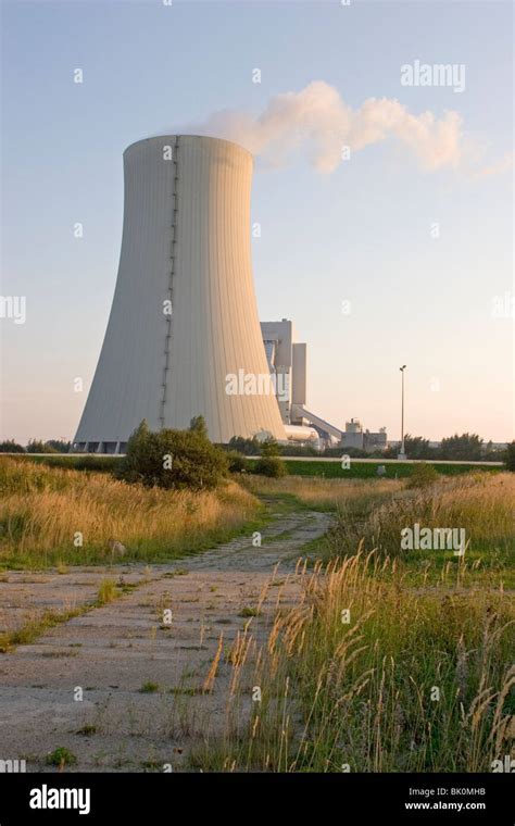 Coal Fired Power Station Stock Photo Alamy