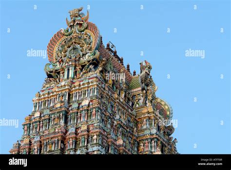Gopuram At The Sri Meenakshi Temple In Madurai Stock Photo Alamy