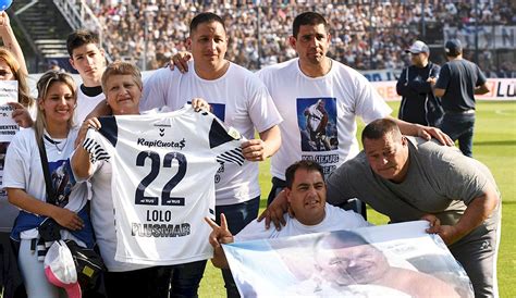 A Casi Tres Meses De La Muerte Del Lolo Hinchas De Gimnasia Vuelven