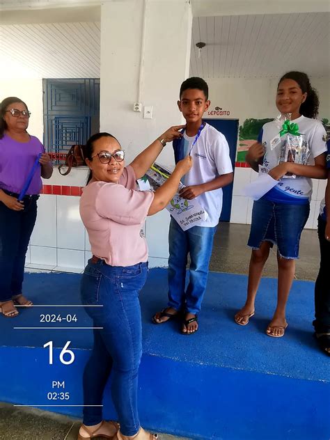 Alunos Do Col Gio Eldan Veloso Recebem Premia Es Por Desenhos Sobre O