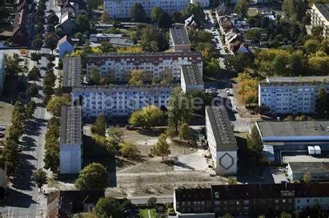 Luftaufnahme Wittenberge Plattenbau Hochhaus Wohnsiedlung An Der