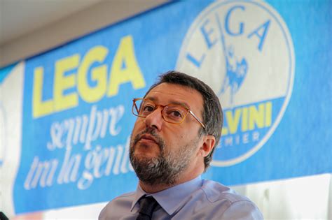 Open Arms Chiesti 6 Anni Per Salvini E I Politici Di Centrodestra