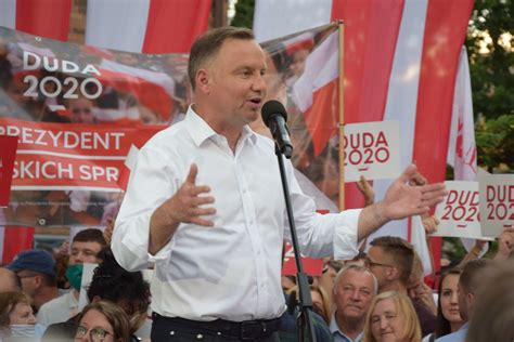 Andrzej Duda w Nowej Soli usłyszał Zwyciężymy ale też Przysięgałeś