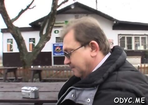 Extraordinary Brunette Gf Cathy Enjoys Good Fuck