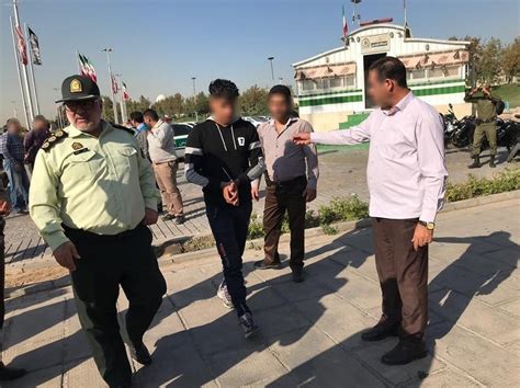 جمع آوری 100 معتاد متجاهر و کارتن خواب از اطراف میدان آزادی تصاویر