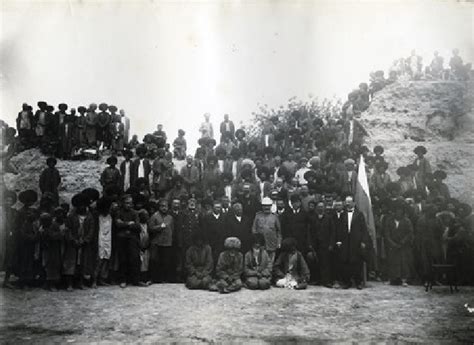 1: "K. Pahlen during the inspection with the local population". RGIA ...