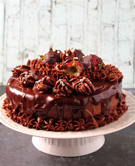 chocolate mousse cake  ganache frosting