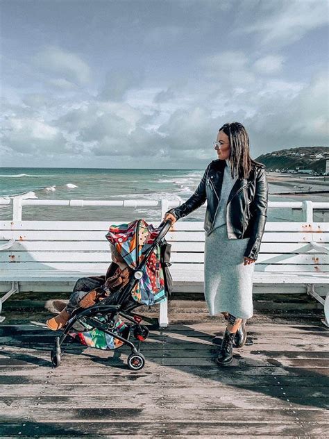 The Brighton Family Review the Maclaren Atom - Winstanleys Pramworld
