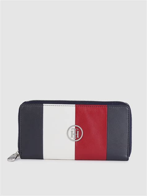 Buy Tommy Hilfiger Women Navy Blue White Colourblocked Leather Zip