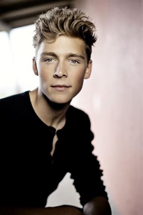 christopher singer google search