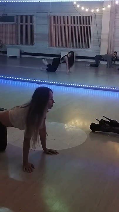 танцы#растяжка#dance#стриппластика#стрипы - YouTube