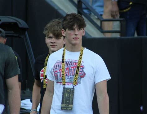 Iowa Prioritizing 2025 Three Star Quarterback Alex Manske Bvm Sports