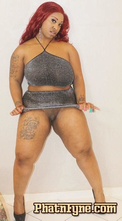 Frontal Shots With Ass Cheeks Visible Ass So Phat It S Visible From The Front Ass Seen Between