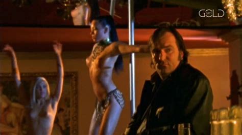 Naked Dancers Der Bulle Von T Lz S E Versuchung In Der Bulle Von T Lz S E Versuchung