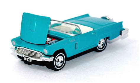 Hot Wheels Ford Thunderbird Loose Cars