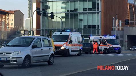 Incidenti Stradali A Milano In Via Melchiorre Gioia Ore