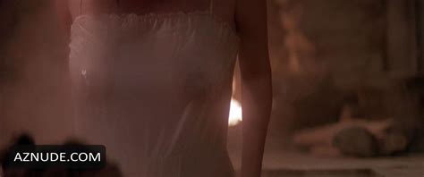 LESLEY ANN WARREN Nude AZNude