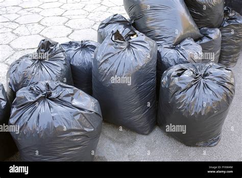 Bags Of Garbage High Resolution Stock Photography And Images Alamy