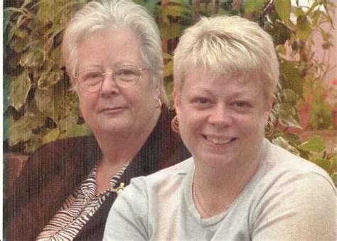 Brunt7610cd 48 From Swindon Is A Local Granny Looking For Casual Sex Dirty Granny