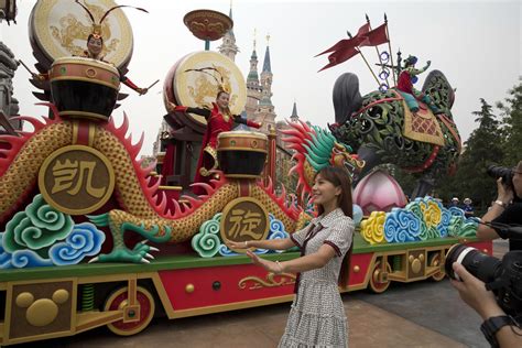 Disney opens ‘distinctly Chinese’ Shanghai park – SaintPetersBlog