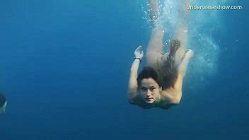 Submerged In The Sea Nude Babes XNXX