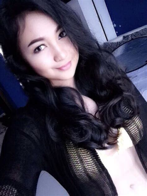 Hình nude của nữ thổ dân chiến binh da đỏ đẹp nhất Việt Nam