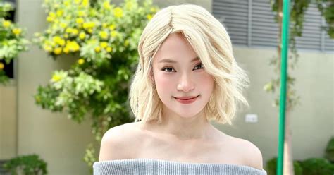 Hot girl 7 thứ tiếng Khánh Vy gây sốt với mái tóc lạ