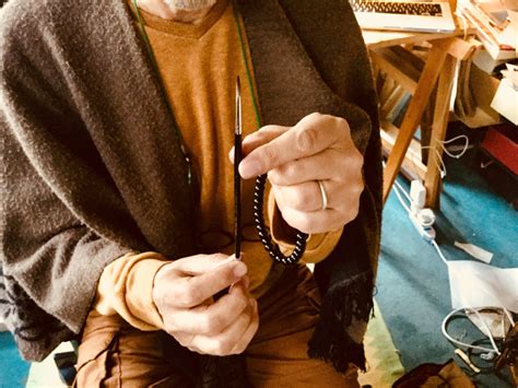 Nello studio torinese del pittore Stefano Faravelli: un luogo