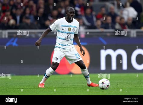 Kalidou Koulibaly Chelsea Hi Res Stock Photography And Images Alamy