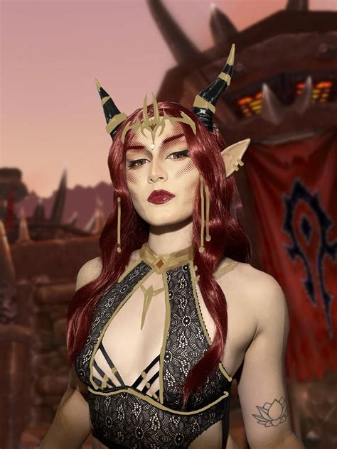 Anna Rosenberg on Twitter: "Cosplay + overlay of my Evoker— what are y