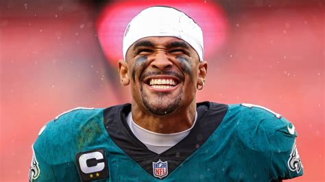 what's jalen hurts net worth