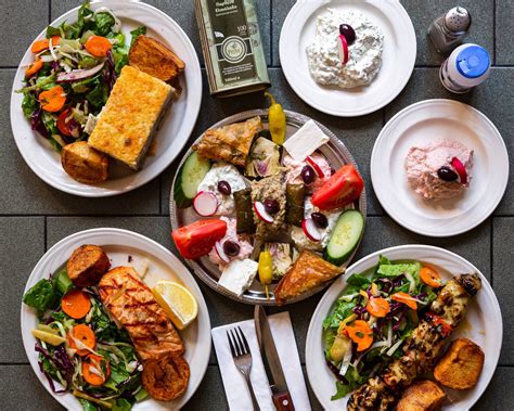 Local groups debate the expansion of the jardin de panos