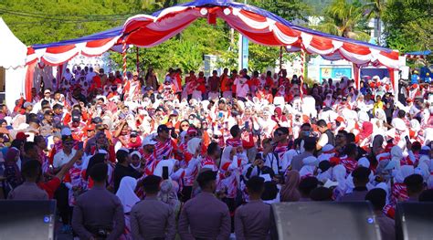 Warga Antusias Saksikan Pembukaan Hari Nusantara Di Tidore