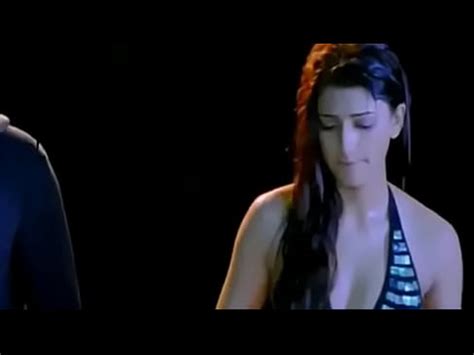 Sruthi Hasan Hot Bikini Scene From Her First Movie XVIDEOS