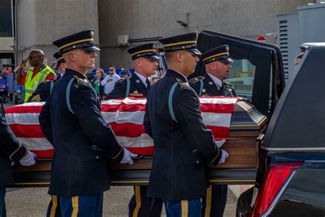 Dvids Images Planeside Honors For U S Army Lt Col Addison Earl