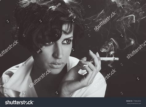 Close Up Portrait Brunette Woman Smoking Cigarette Stock Photo 170862842 Shutterstock