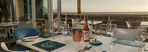 16 Breathtaking Bloubergstrand Restaurants - Capetonians