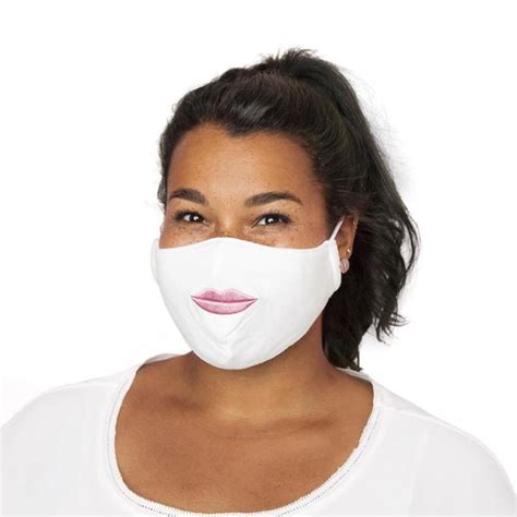 Best Face Masks Of The Year Doctors Share Their Favorite Masks