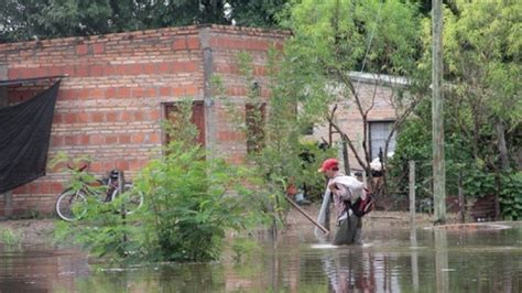 Inundaciones En Corrientes 210 Evacuados Y Etapa De Alerta