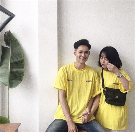 Bạo gan nhắn tin hỏi tuổi crush hot boy cao 1m86 cưa đổ chị xinh gái cao 1m54