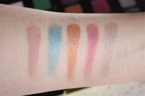 Urban Decay Naked Illuminated Powder Aura Review Maddy Loves